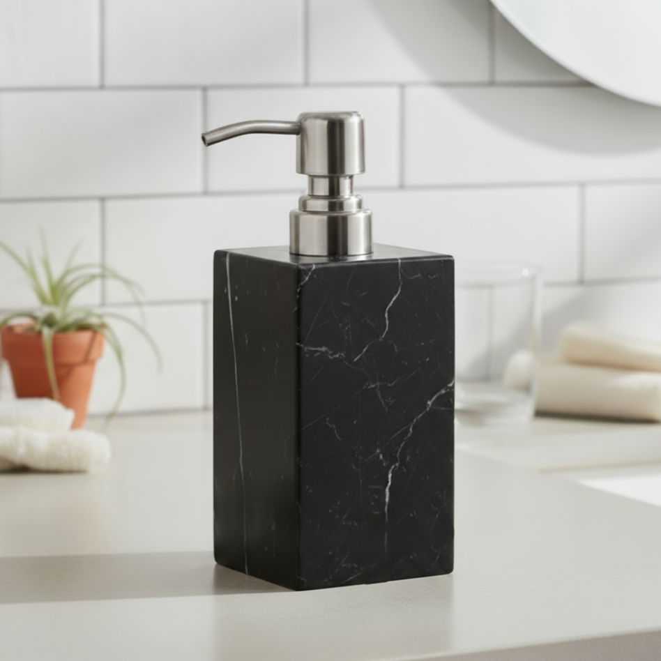 Aurora Marmor Seifenspender – Massiver Stein mit Metallpumpe