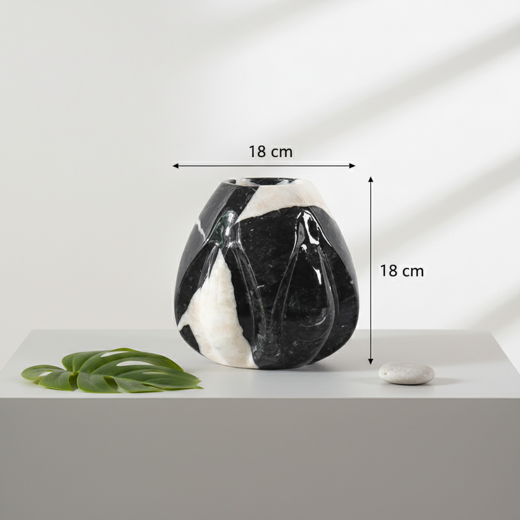 Calyx Marmorvase – Design aus massivem Stein