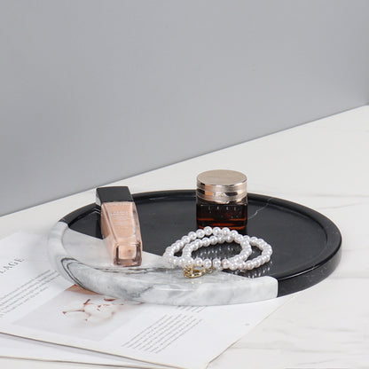 Luxury Round Marble Tray – Black & White Design
