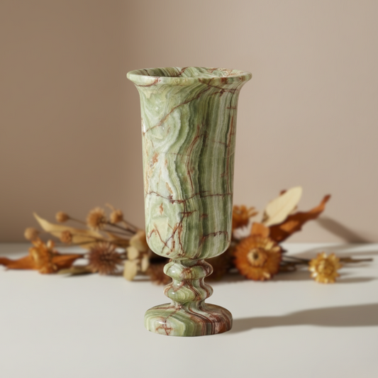 Amara Sockel Marmorvase