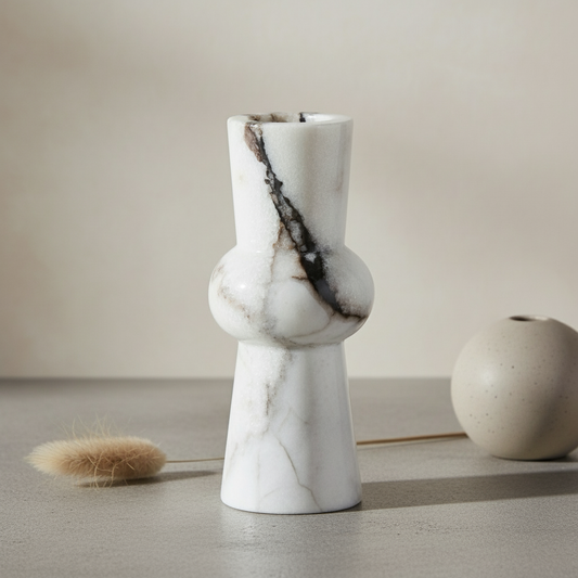 Nerano Vase aus massivem Stein