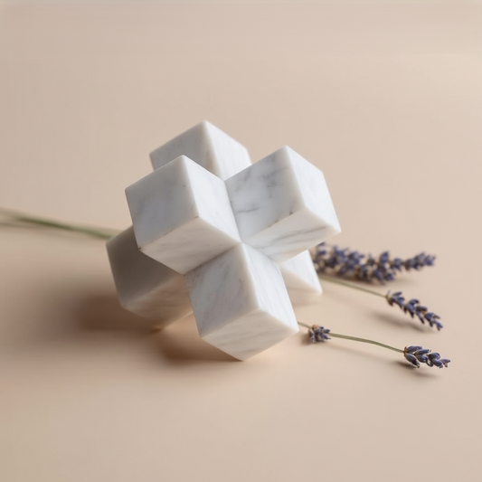 Geformter Marmor-Kreuzblock